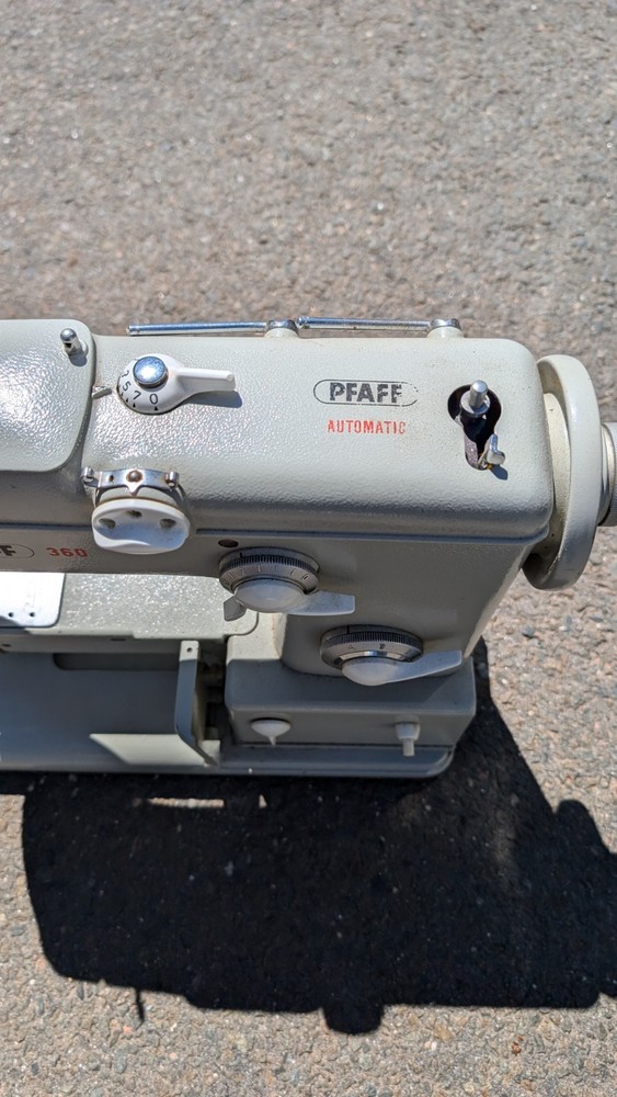 PFAFF Model 360 Automatic Sewing Machine