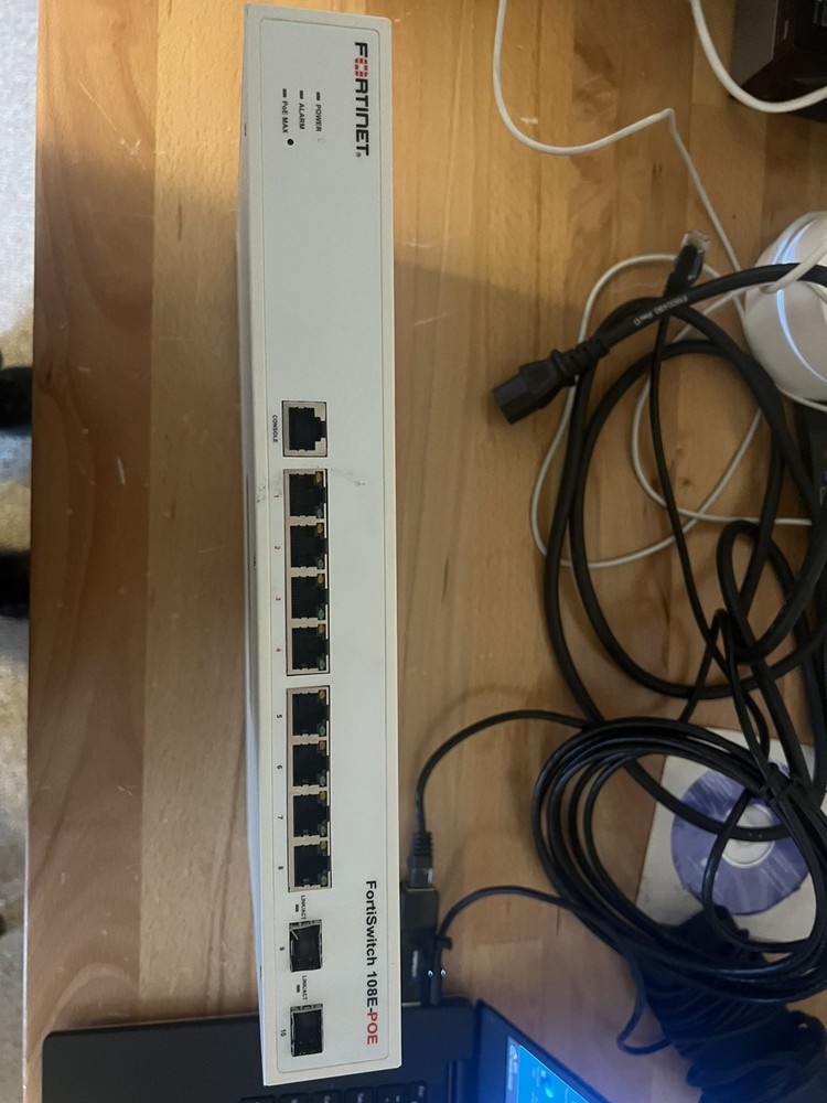 Fortinet FortiSwitch 108E POE
