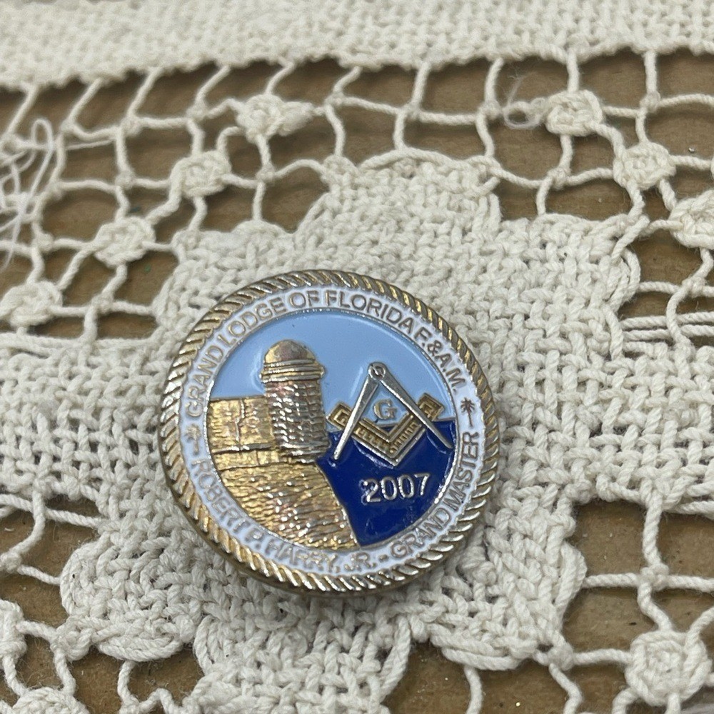 Gold and Blue Masonic Pin