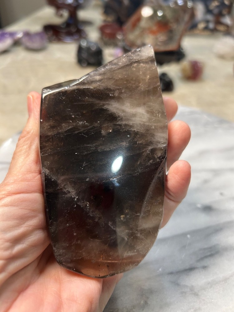 Smoky Quartz lizard carving