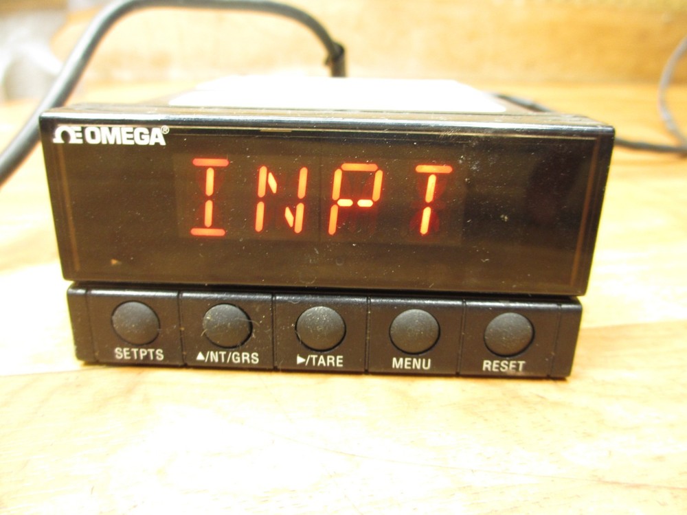 Omega DP25-S-AR *USED POWERS UP* Panel Meter Digital Strain & Process
