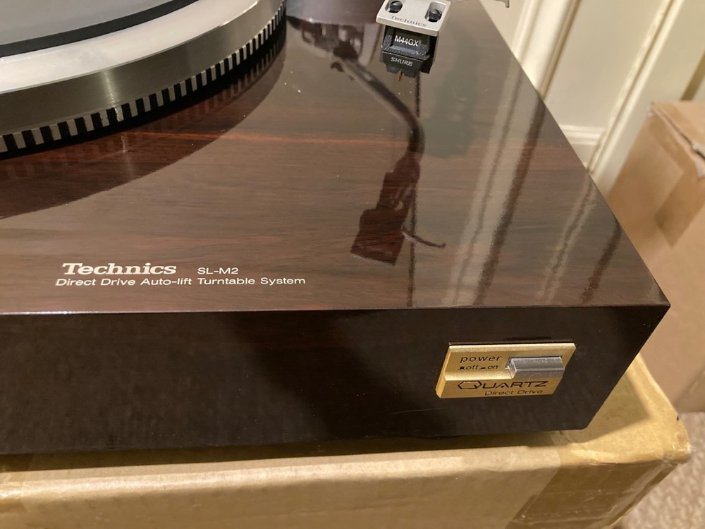 Technics SL M2 direct drive quartz lock turntable
