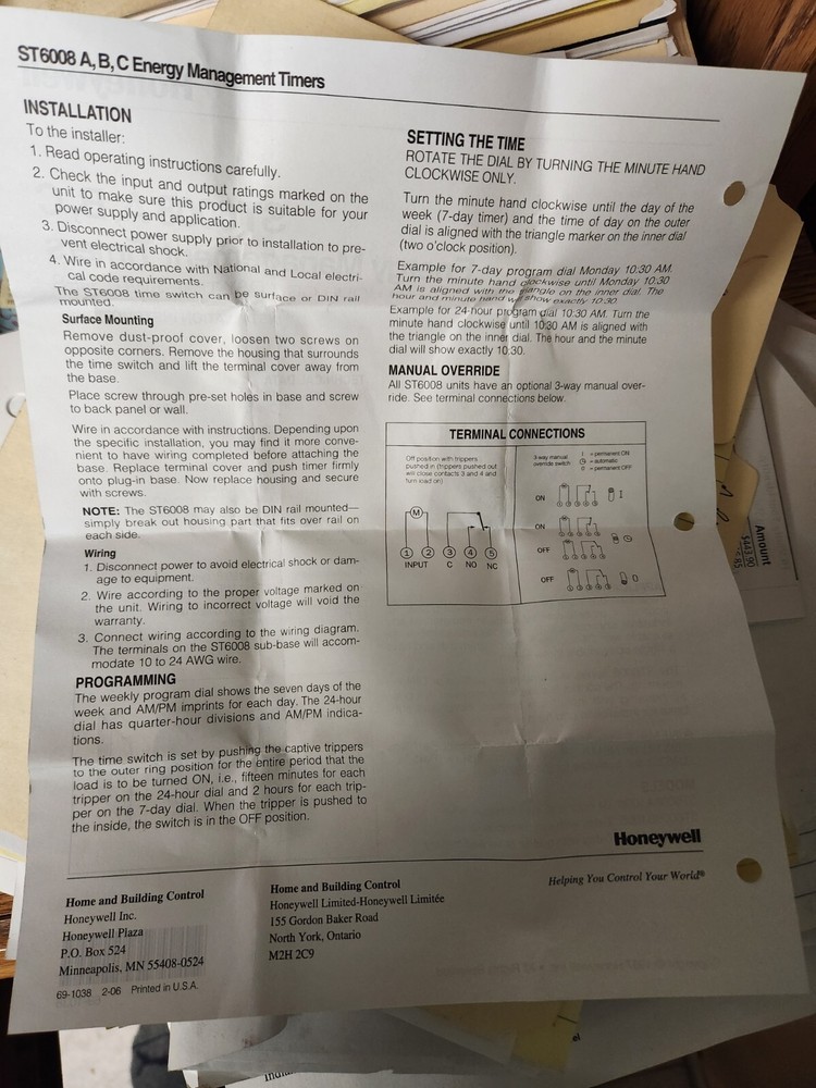 Honeywell ST7009A1003 24 Hour / 7 Day Electronic Timeswitch New Old Stock