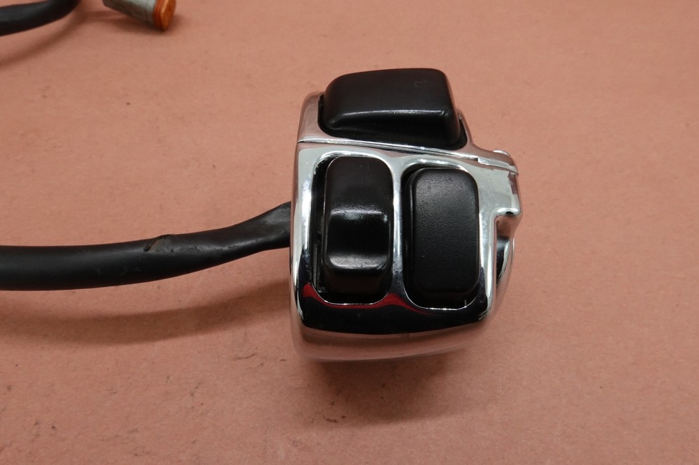 2000-2005 Harley Dyna Super Glide FXD Left Headlight Bar Switch