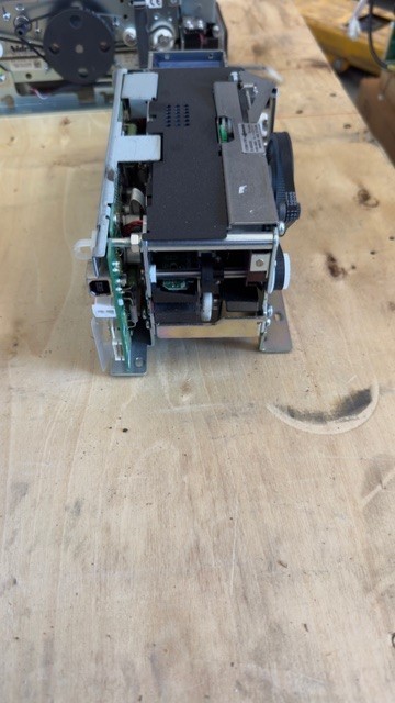 Diebold Inc 49-209542-000F , Motorized Card Reader