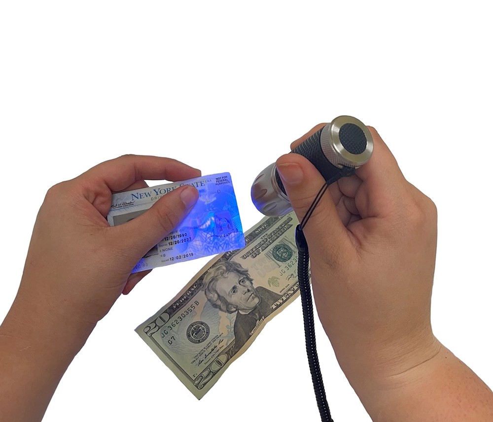 Dri Mark UVPro Proprietary Ultraviolet Flashlight Document Fraud & Internatio...