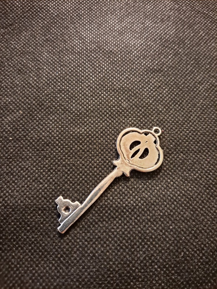 KEY CHARM! e7623UXX