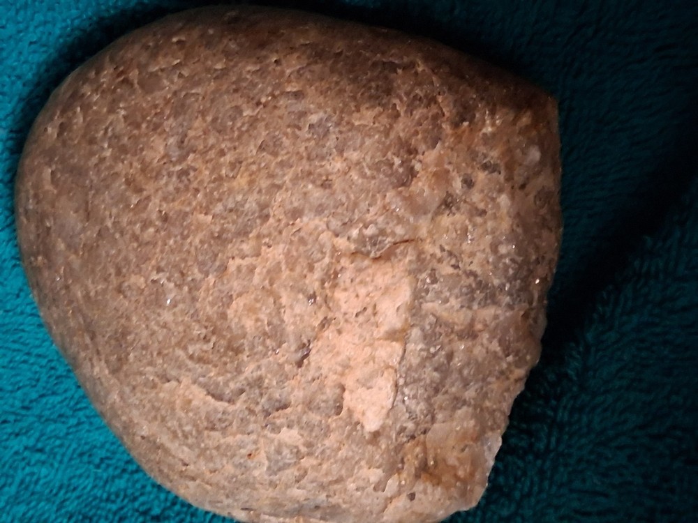 2lbs Very High Grade Gold Bearing Quartz