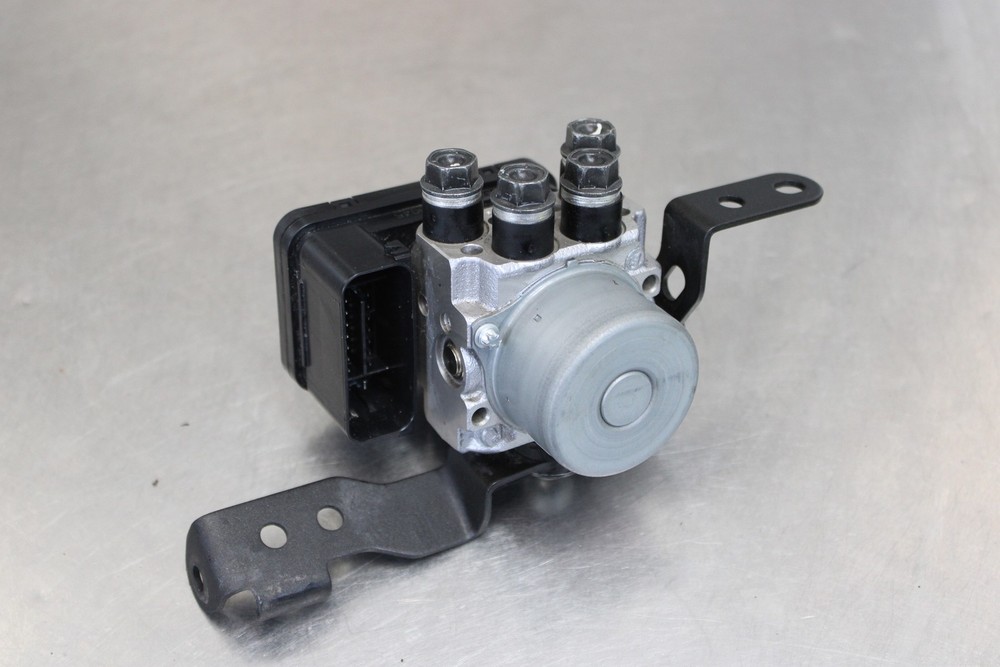 24-26 KAWASAKI Z500 ABS ABS PUMP UNIT MODULE