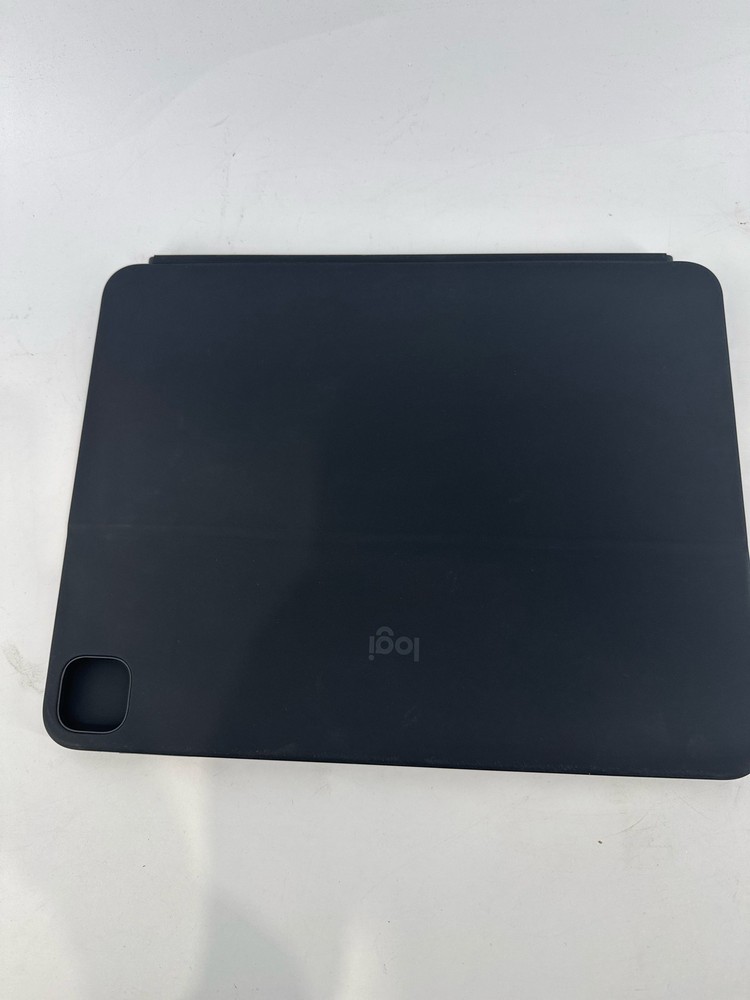 (BROKEN) Logitech Combo Touch iPad Pro 13-inch Keyboard Case
