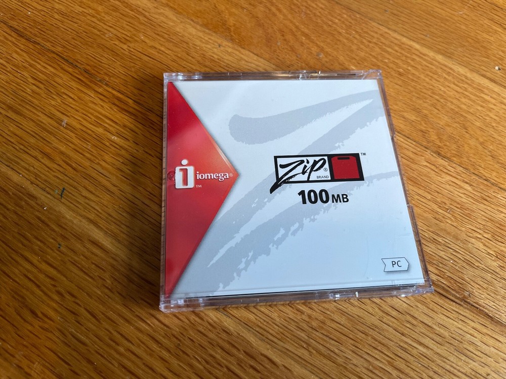 Iomega Zip 100MB Disk, New Iomega Zip 100MB PC format