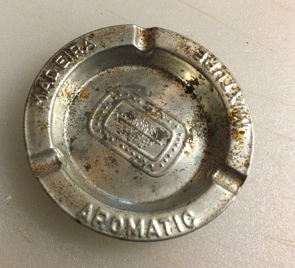 Madeira Aromatic Tin ashtray used