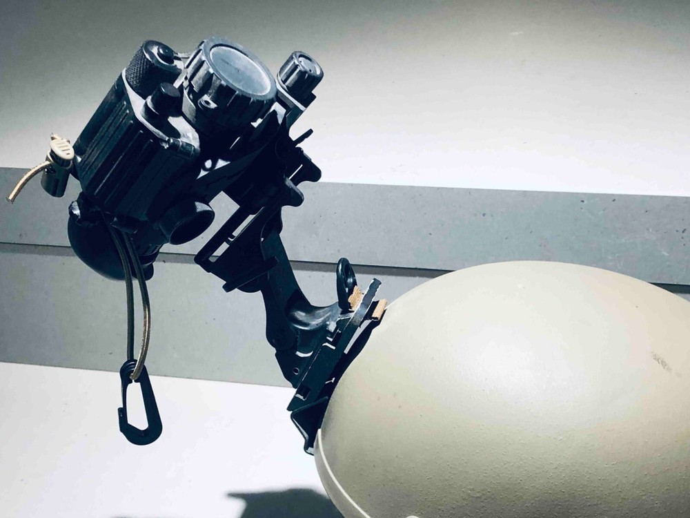 Tactical AN/PVS-14 Night Vision Lanyard System.