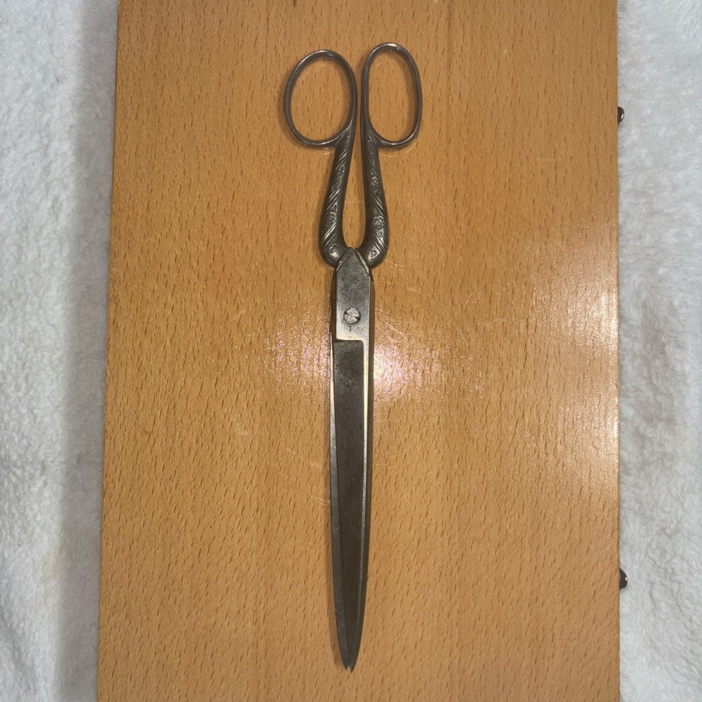 Vintage R Geldmacher Scissors.