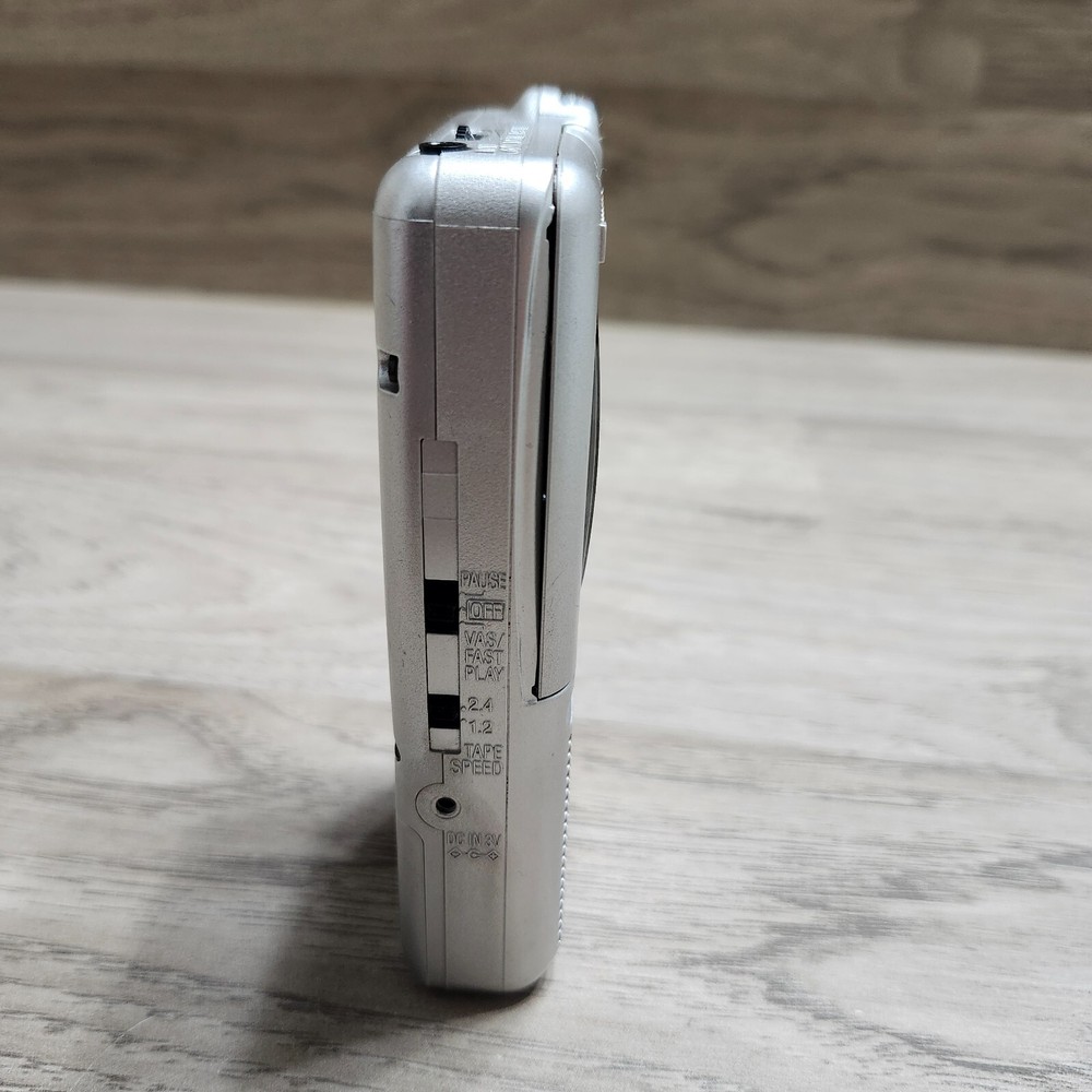 Panasonic RN-305 Handheld Cassette Voice Recorder