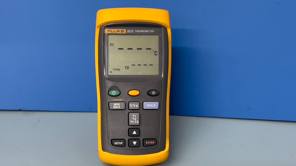 Fluke 52 II Dual Input Thermometer