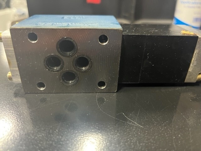 Rexroth 3WE6A53/AG24NZ4 Pilot Valve (#652)