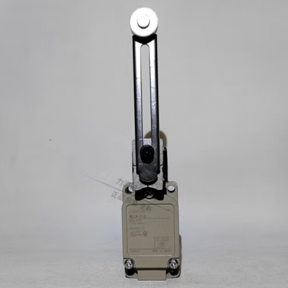 1pcs OMRON Limit Switch Travel Switch  WLCA12-Q