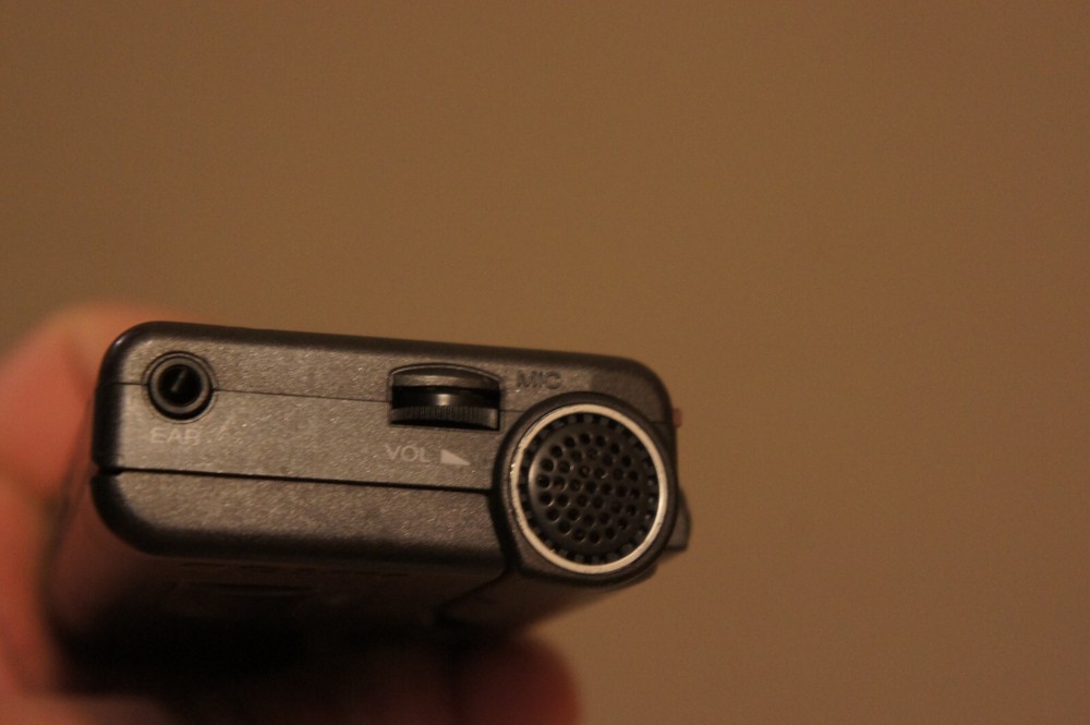 Sony M-529V Handheld Microcassette Recorder - Untested