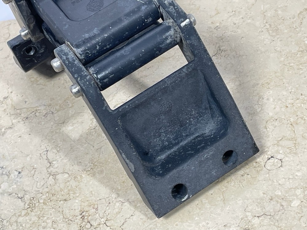 07-14 Navigator Expedition Power Running Board Step Bar Hinge Bracket NO RUST