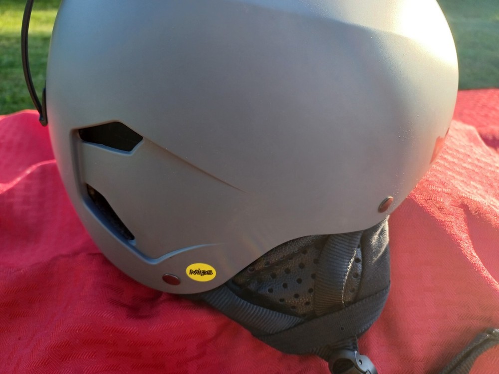 BERN Macon MIPS Multisport Unisex Helmet Size Small Matte Gray EUC