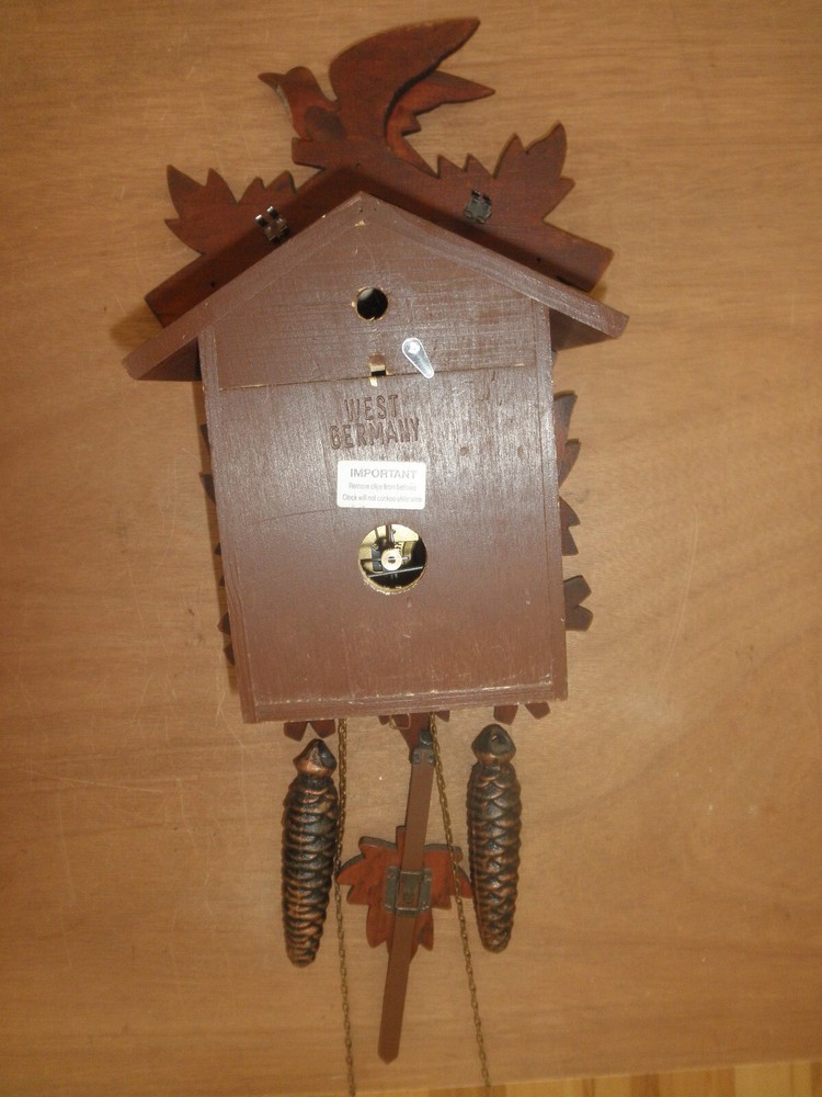 Cuckoo Clock German Black Forest Herr working 1 Day CK3143A