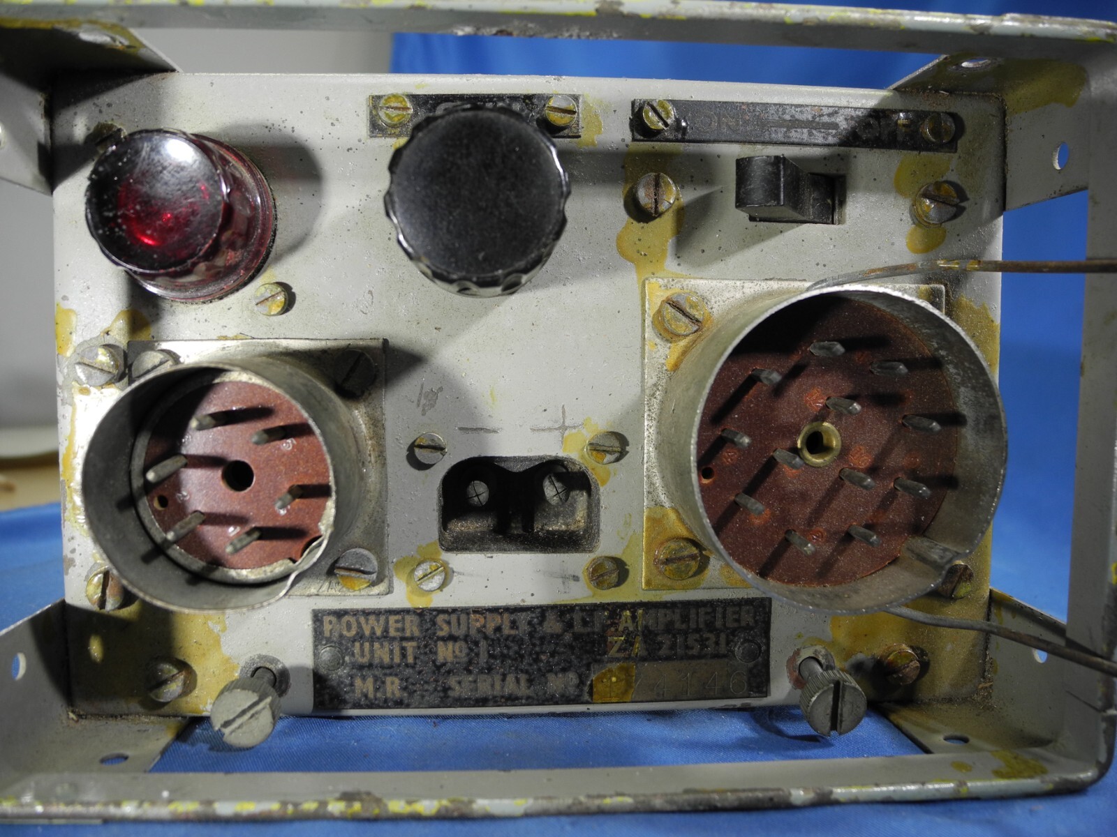 WW2 British Army Wireless radio Power Supply & LF Amplifier # 1 ZA 21531