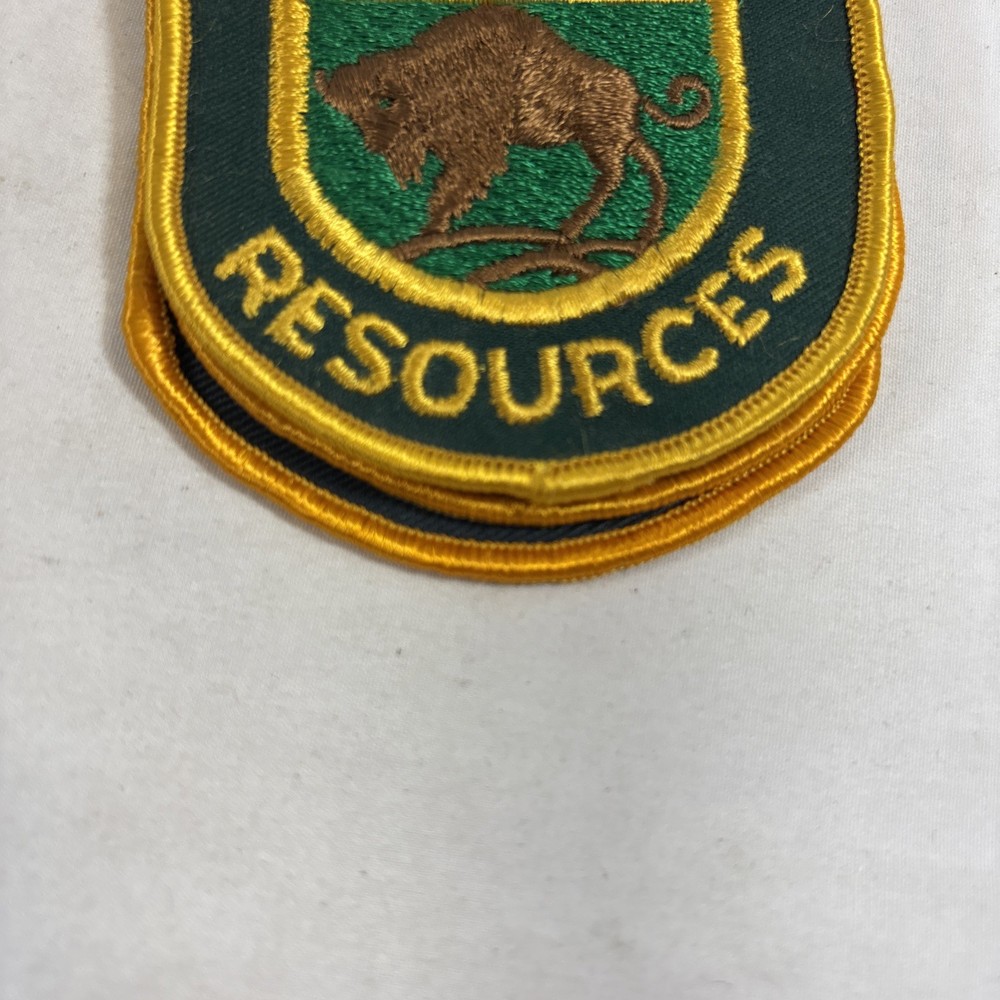 Manitoba Resources, Canada 3 Patch Lot