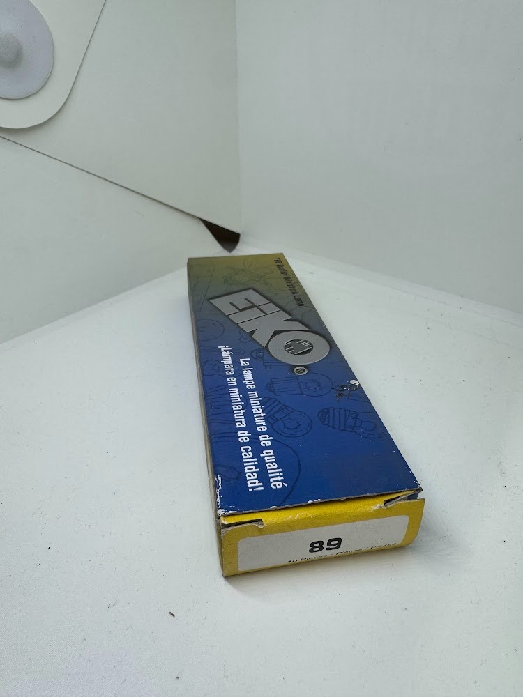 MINIATURE LIGHT BULB 68 (LOT OF 2)