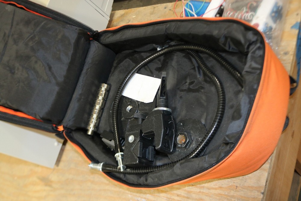 Manfrotto Art. 035 Super Clamp WITH CASE