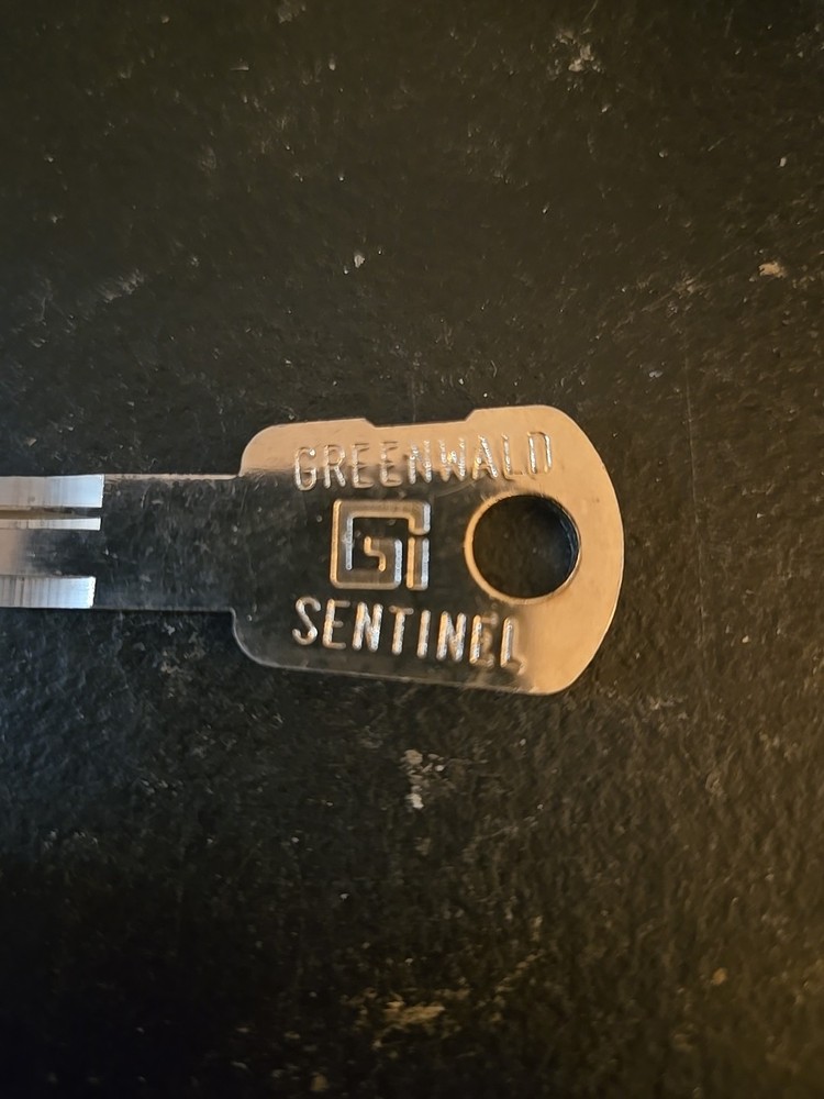 GREENWALD SENTINEL KEY CODED G2186 (3D5)