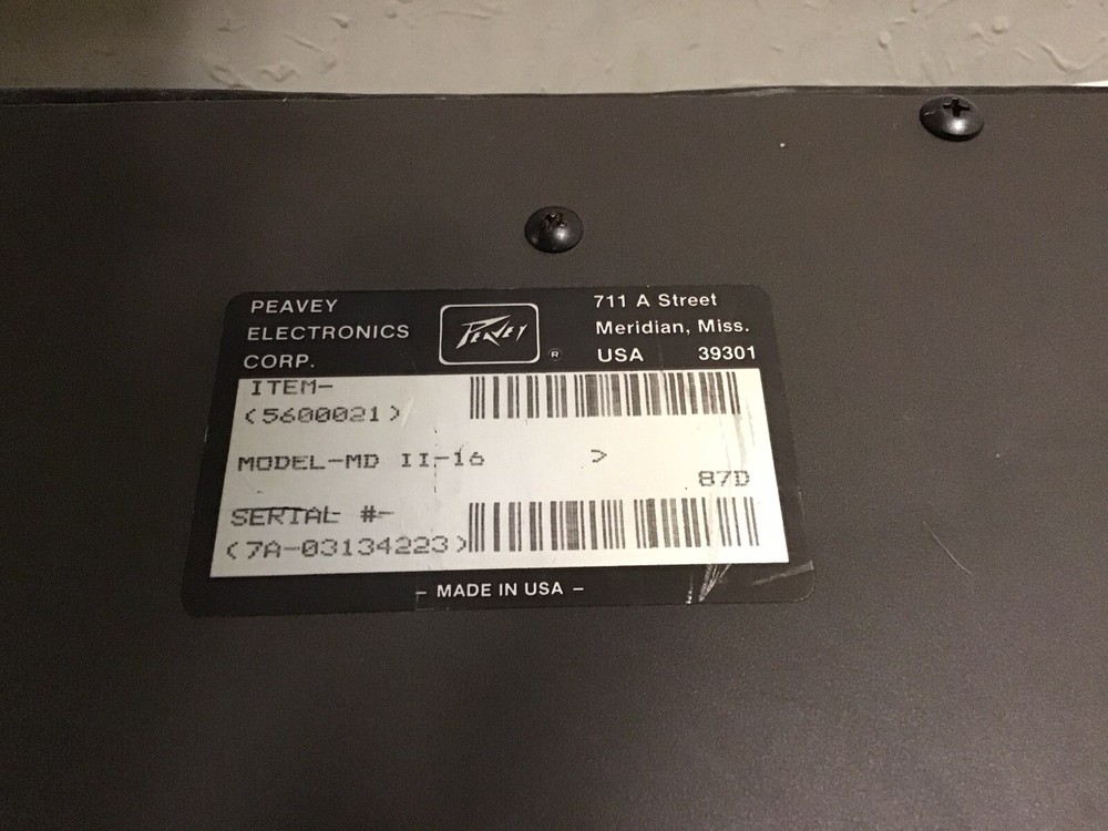 Peavy MD-II 16x2 Mixer Stereo Mixing Console