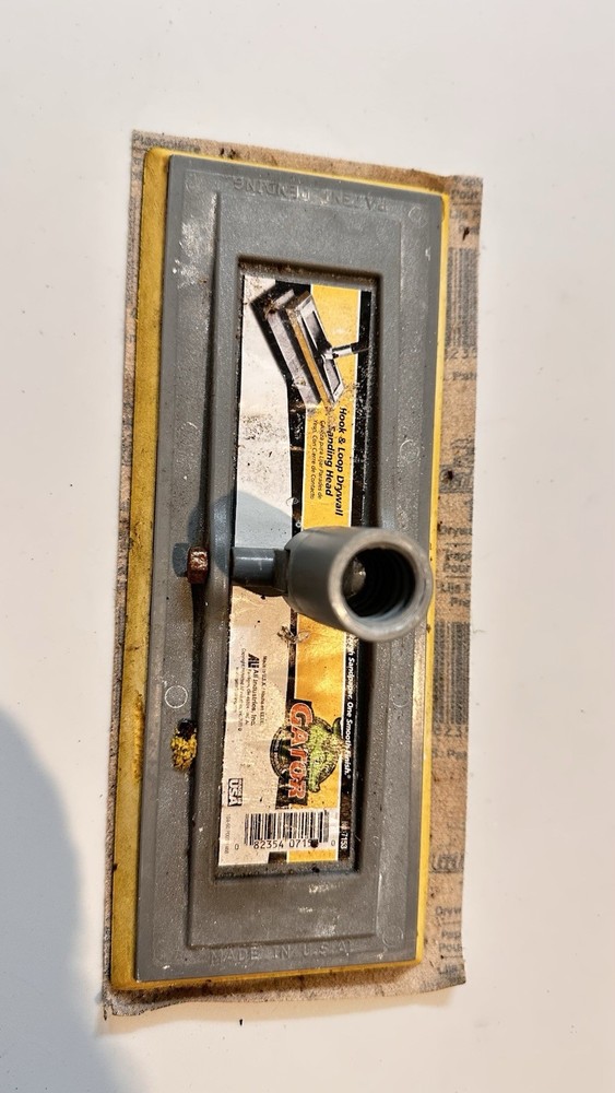 Gator 7153 Hook & Loop Drywall Sanding Head Hand Sander with Sanding Pad