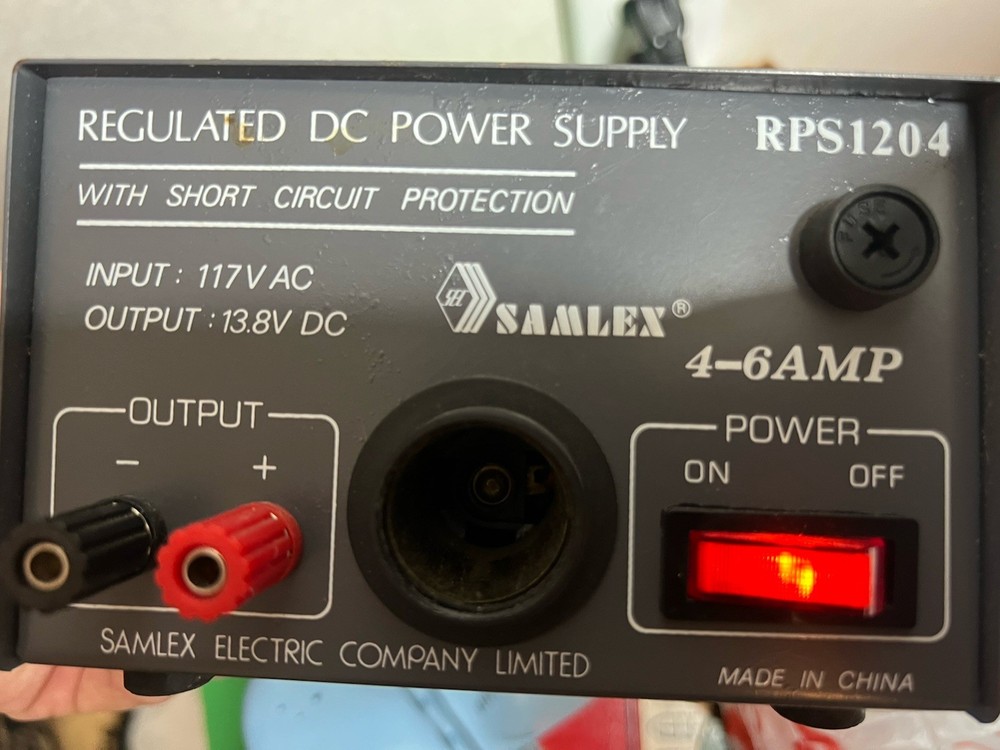 Samlex Regulated DC Power Supply RPS1204 13.8V 4-6 Amp Testing Unit