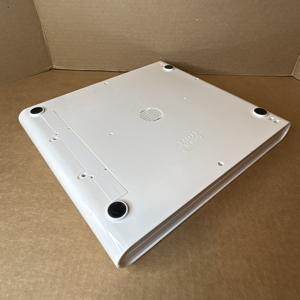 FlashPad Electronic Light & Touch Games Toy Element White Pre-owned Memory Game