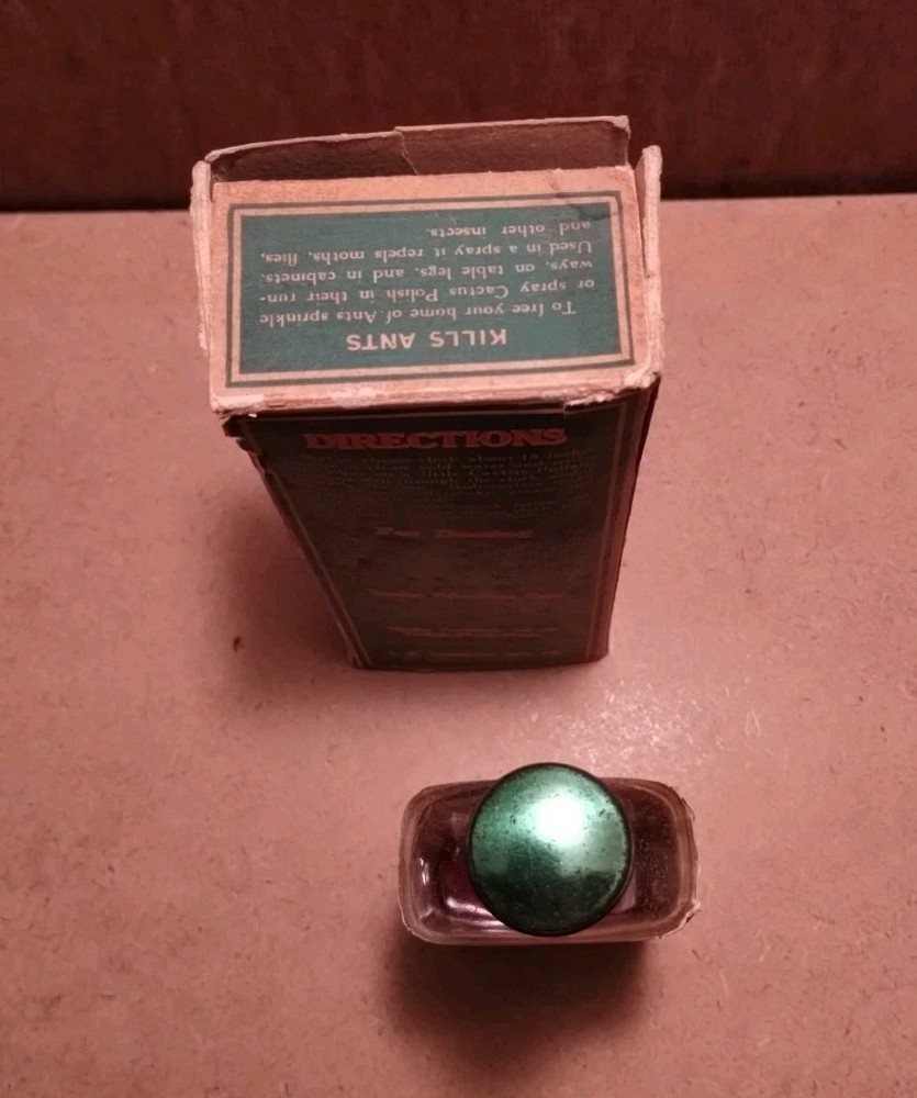 1920'S CACTUS POLISH & CLEANER BOTTLE & BOX