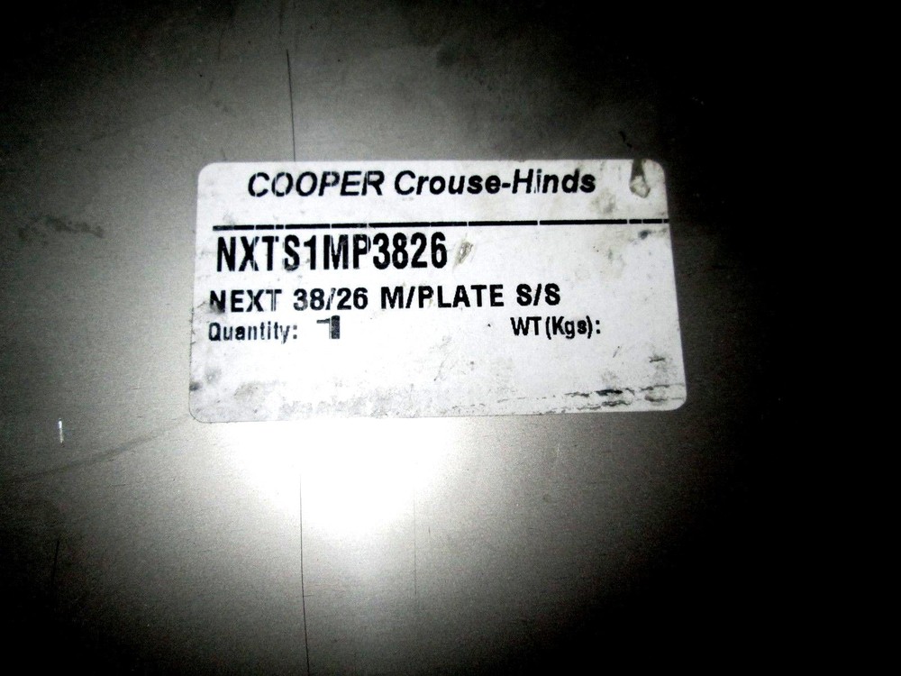 Cooper Crouse-Hinds mounting plate SS NXTS1MP3826