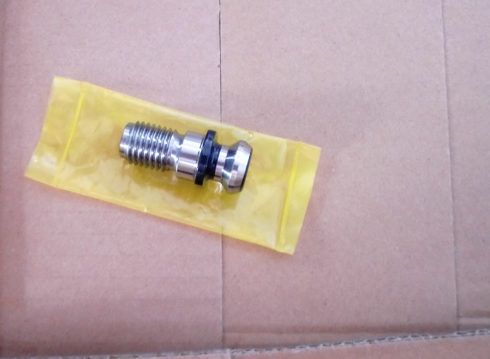 10PCS ISO7388/2-40B Pull Stud M16 Retention Knobs 45Deg. Coolant 44.5MM Length