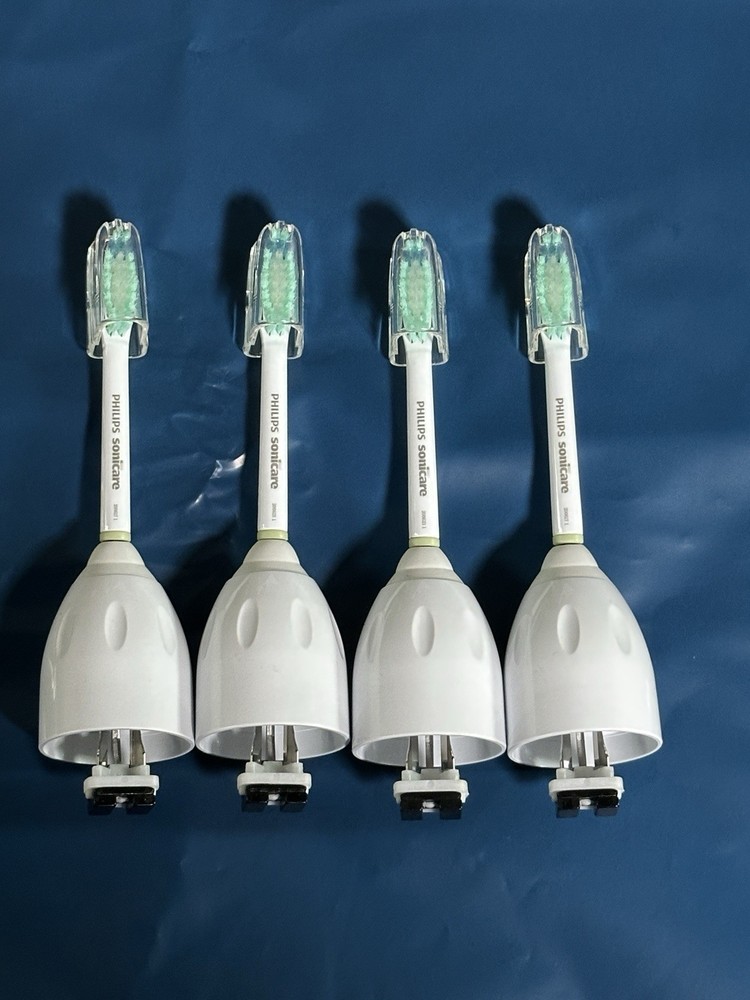 4 Pack Toothbrush Replacement Heads for Philips Sonicare, made by Philips