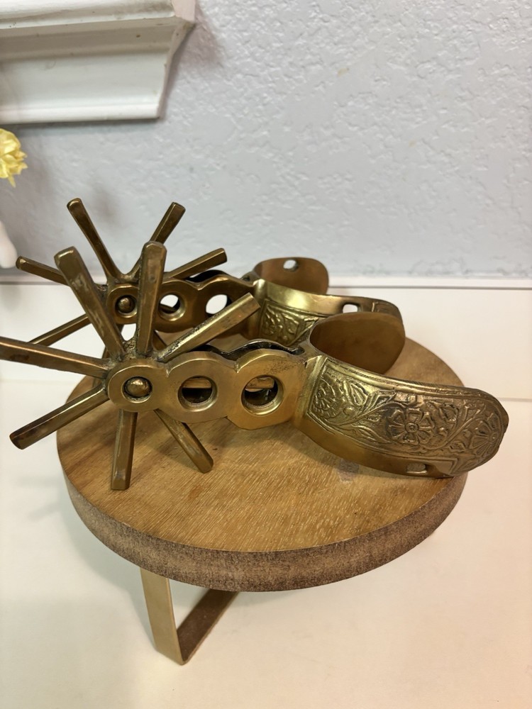 Brass Floral Print Spurs