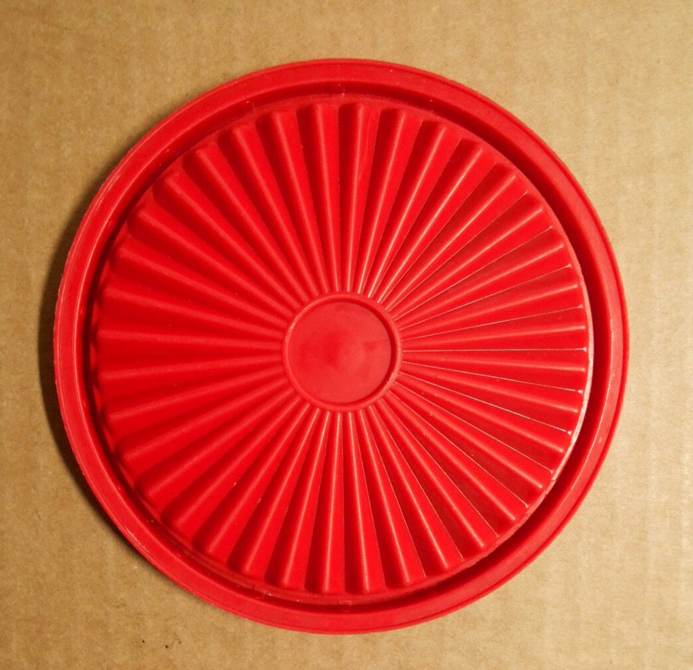Tupperware Servalier Bright Red Replacement Lid Only #812 B15