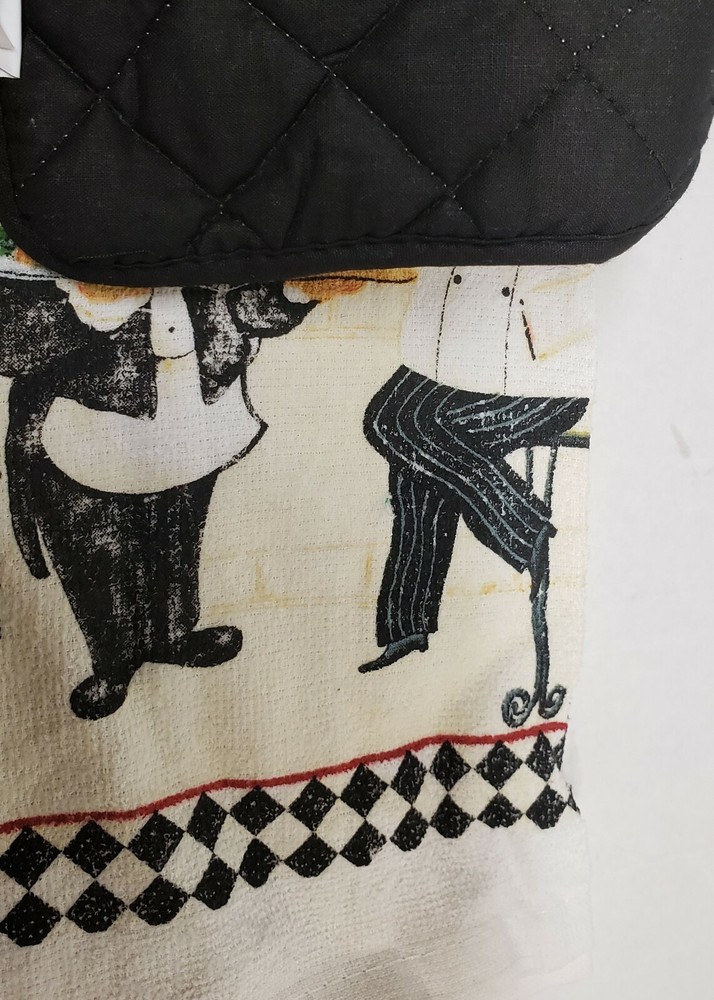 2 pc KITCHEN PRINTED SET: Pot Holder & Towel, 2 FAT CHEFS, with black back by AM