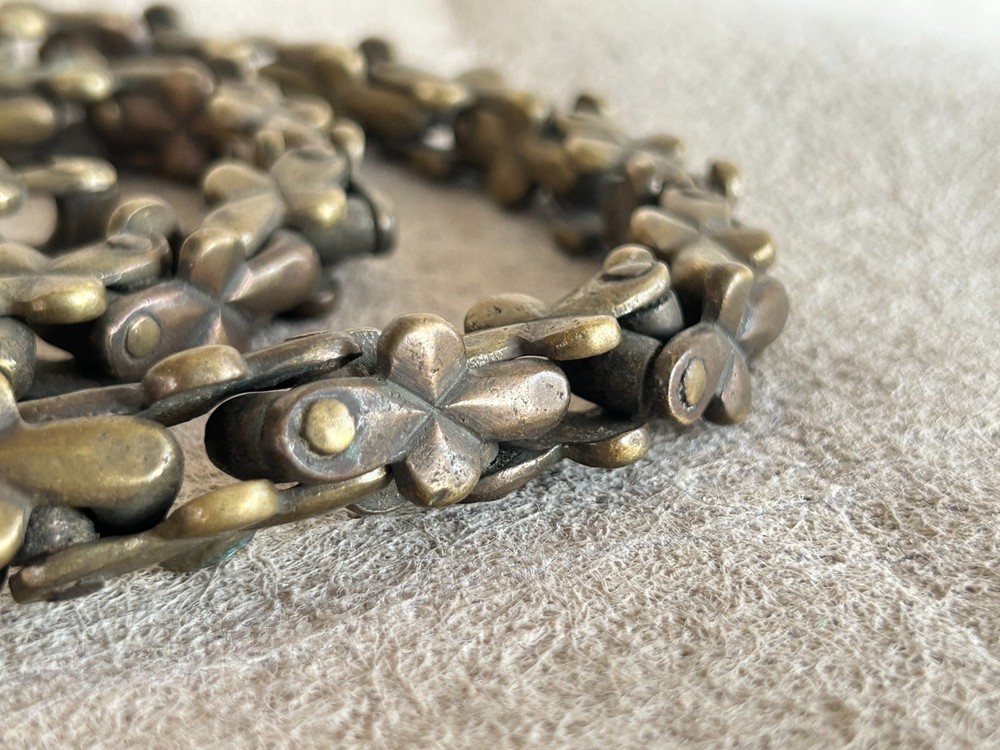 OLD VINTAGE HAND MADE SOLID BRASS CHAIN LAMP HANGING CEILING HANGING CHAIN B2