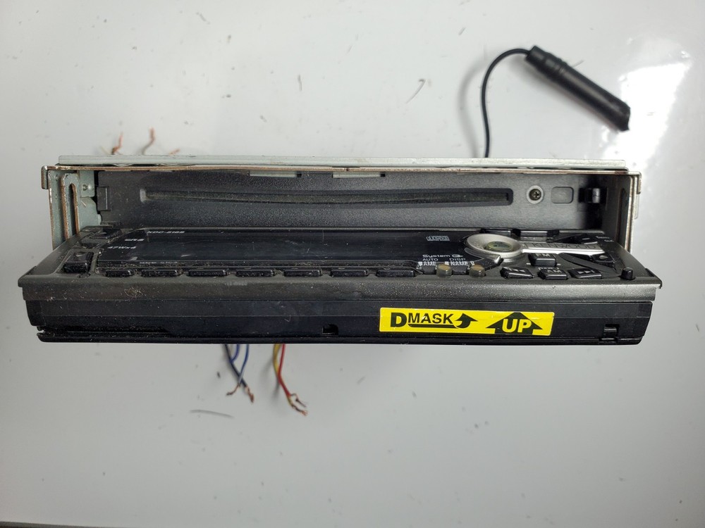 Kenwood KDC-516S Single DIN CD Player - Read Full Description