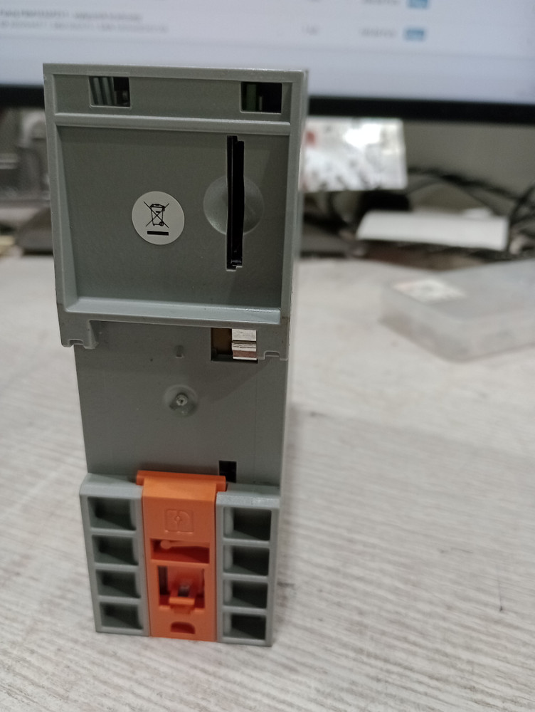 Phoenix - contact switch 2000 2702324