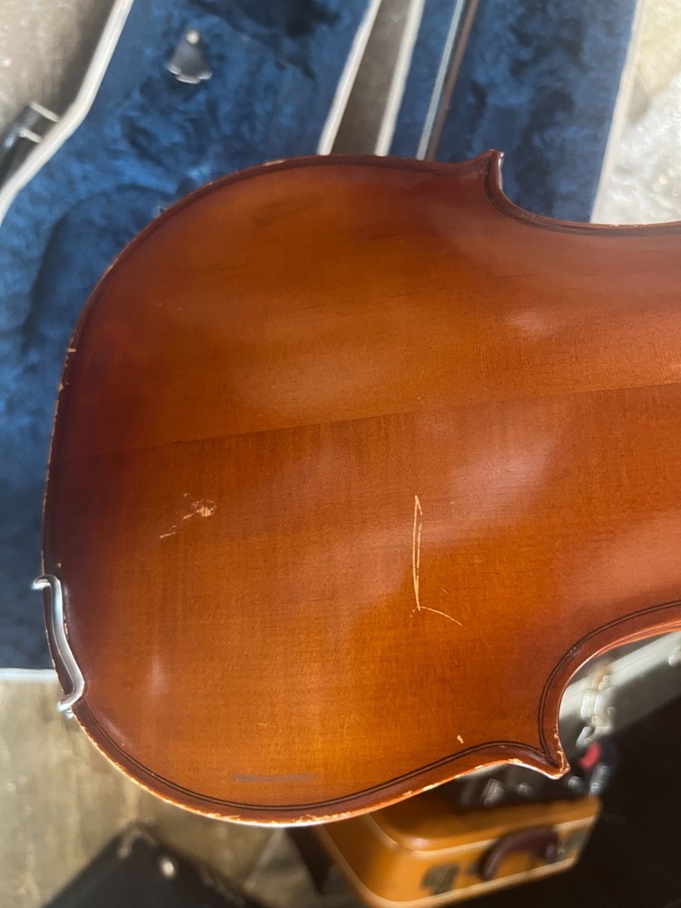 Violin with case and bow, full size.