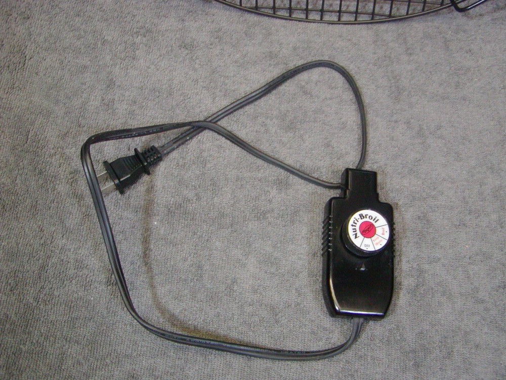 NEW RIVAL BAR-B-GRILL MODEL 2611