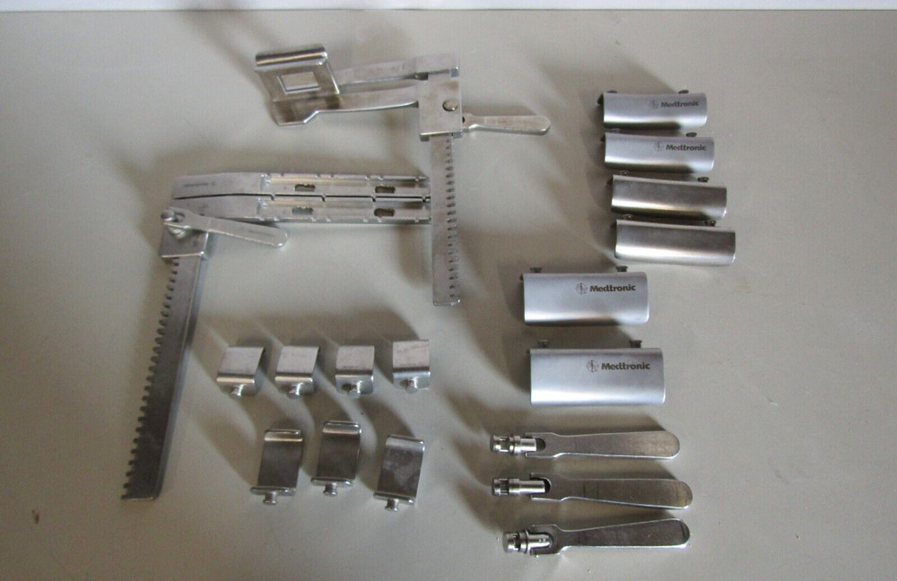 Medtronic 28701 Octo Base Retractor System etc...