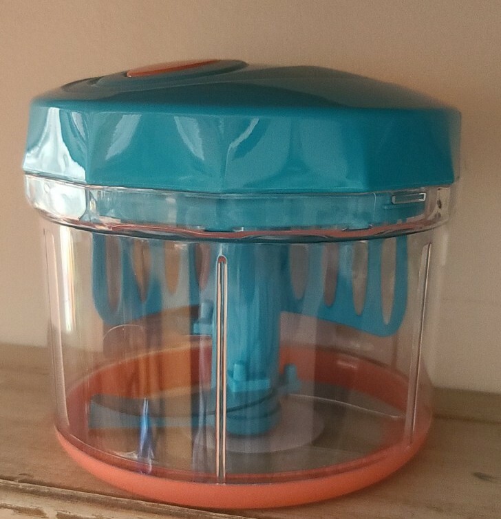 Mainstays ~ 4 Piece ~ "Pull" ~ Food Chopper Container ~ Lid ~ Paddle ~ Blade Set