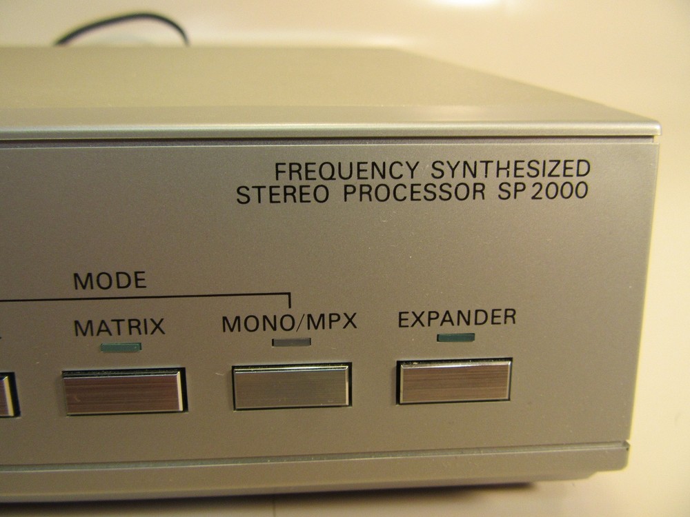 Janeil Frequency Synthesizer Stereo Model SP2000